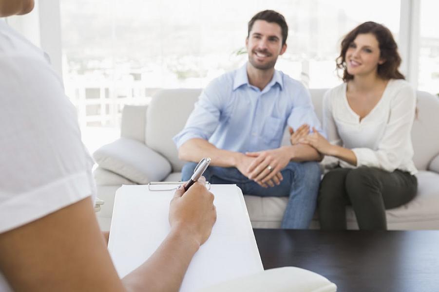 Dr. Yolanda Barrera, Bilingual Spanish Marriage Counselor