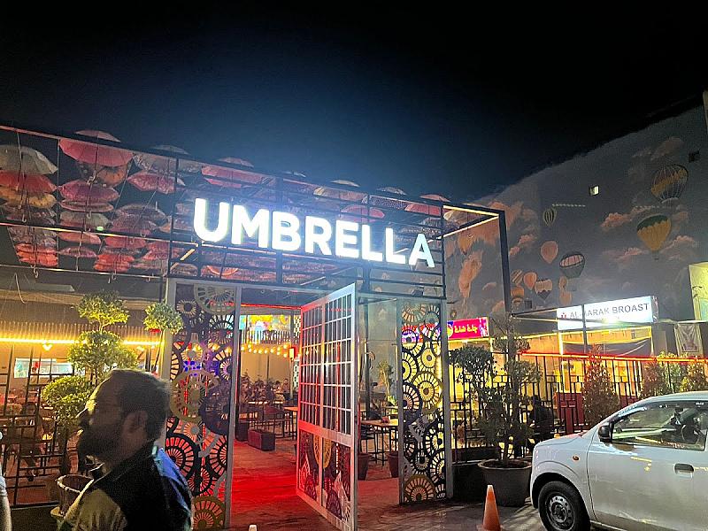 Under the Umbrella Cafe