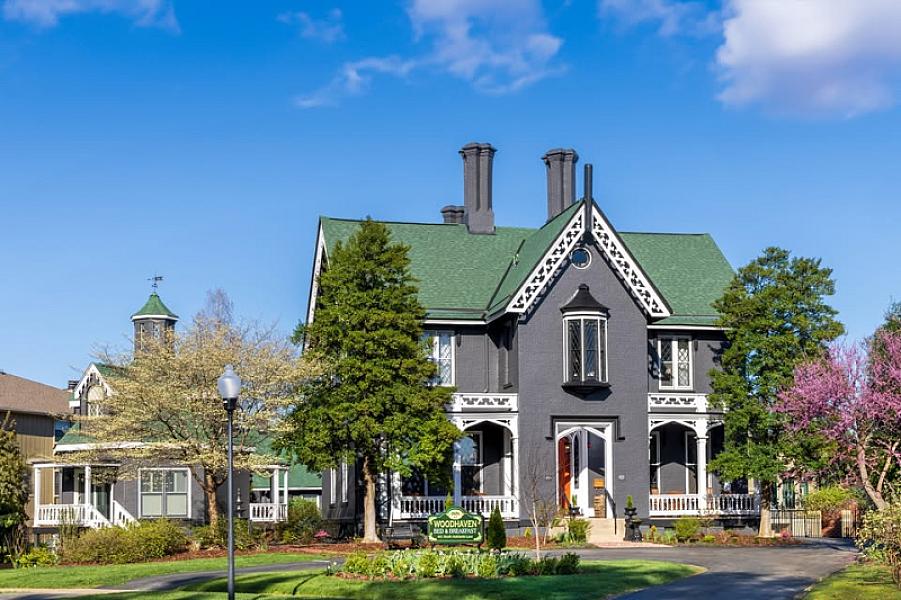 Inn At Woodhaven